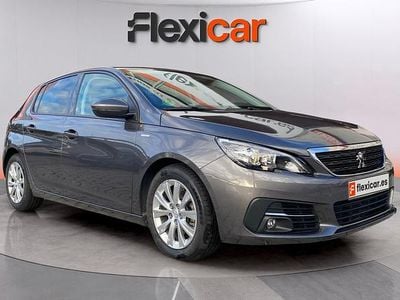 Usado Peugeot 308 Style 131 CV (96 kW) 2020 Gris Berlina