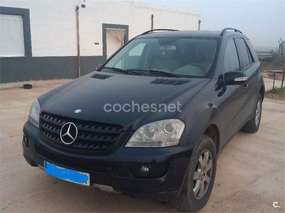 Usado Mercedes ML320 224 CV (164 kW) 2006 Negro SUV