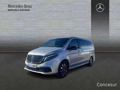 Plateado Usado 2024 Mercedes 300 Familiar | 60.000 €