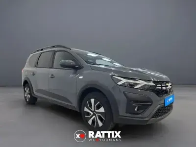 Usado Dacia Jogger Expression 110 CV (80 kW) 2025 Gris Monovolumen