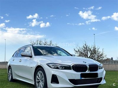 Usado BMW 320e Comfort Edition 204 CV (150 kW) 2022 Blanco Familiar