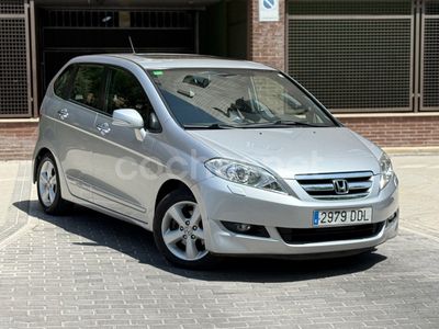 Honda FR-V