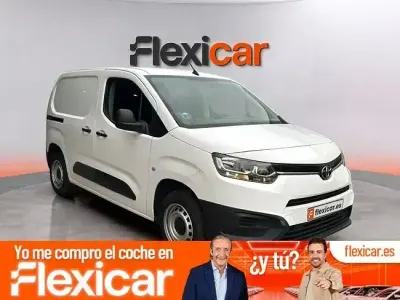 Usado Toyota Proace City City 102 CV (75 kW) 2021 Blanco Monovolumen