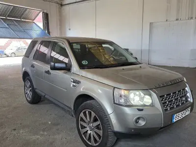 Usado Land Rover Freelander 2 SE 160 CV (117 kW) 2009 Gris / plata SUV