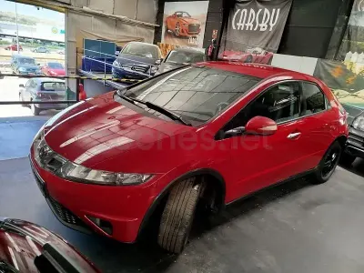 Usado Honda Civic Comfort 100 CV (73 kW) 2009 Granate Berlina