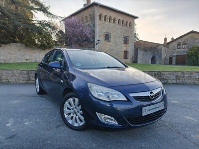 Usado Opel Astra Sportive 110 CV (80 kW) 2011 Azul Berlina