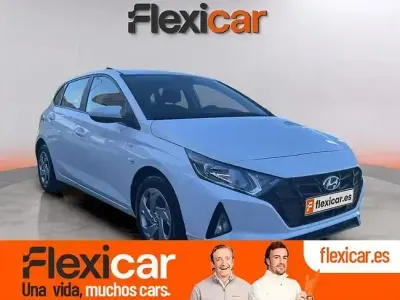 Begagnad Hyundai i20 100 HK (73 kW) 2022 Vit Halvkombi