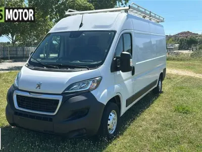 Usado Peugeot Boxer S 140 CV (102 kW) 2021 Blanco Van