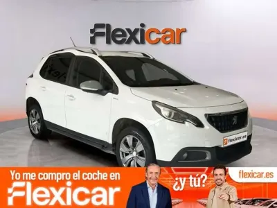 Usado Peugeot 2008 Style 82 CV (60 kW) 2018 Blanco SUV