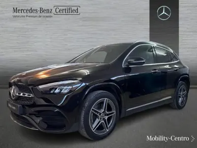 Usado Mercedes GLA250 163 CV (119 kW) 2025 Negro noche SUV
