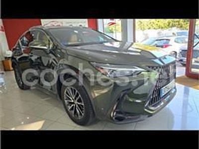 Usado Lexus NX450h+ Luxury Line 306 CV (225 kW) 2022 Verde SUV