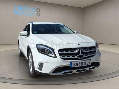 Begagnad Mercedes GLA200 136 HK (100 kW) 2018 Vit SUV