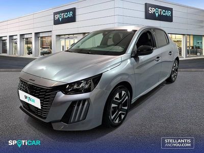 Usado Peugeot 208 Allure 100 CV (73 kW) 2024 Rojo Utilitario