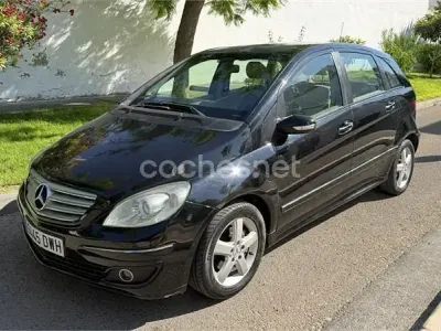 Usado Mercedes B200 140 CV (102 kW) 2006 Negro Monovolumen