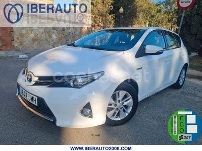 Toyota Auris Hybrid