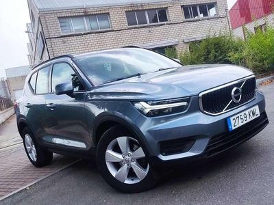 Usado Volvo XC40 Momentum 156 CV (114 kW) 2018 Gris SUV