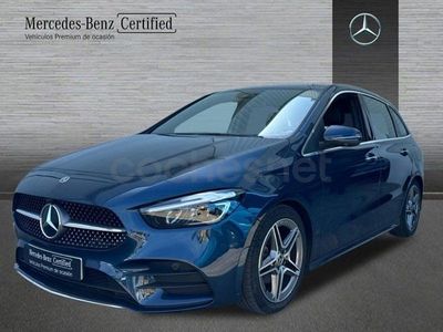 Usado Mercedes B180 AMG line 116 CV (85 kW) 2023 Azul denim Monovolumen