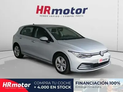 Usado VW Golf VIII Life 110 CV (80 kW) 2024 Gris Utilitario