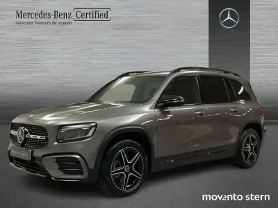 Usado Mercedes GLB200 AMG line 163 CV (119 kW) 2024 Gris montaña SUV