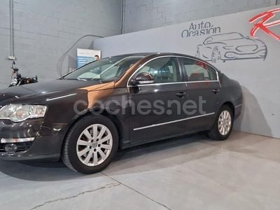 Negro Usado 2008 VW Passat Advance Berlina | 7900 € (Un poco caro)