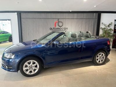 Usado Audi A3 Cabriolet Attraction 140 CV (102 kW) 2013 Azul Descapotable