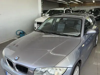 Usado BMW 120 150 CV (110 kW) 2005 Azul Utilitario