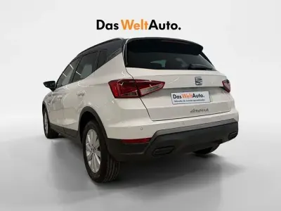 Usado Seat Arona Style 115 CV (84 kW) 2025 Blanco SUV