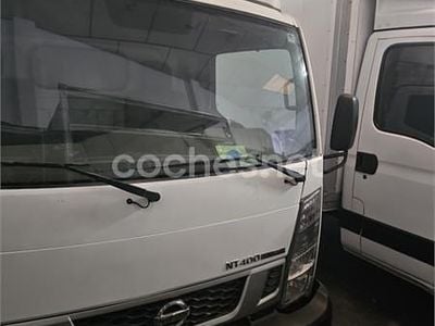 Usado Nissan Cabstar 136 CV (100 kW) 2013 Blanco Pickup/Camioneta