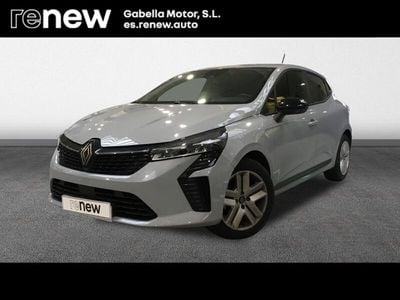 Gris Usado 2023 Renault Clio V Evolution | 18.200 € (Un poco caro)