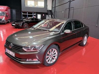 Marrón Usado 2015 VW Passat Advance Berlina | 12.000 € (Super precio)