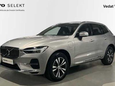 Plateado Usado 2024 Volvo XC60 Core SUV | 45.900 € (Buen precio)