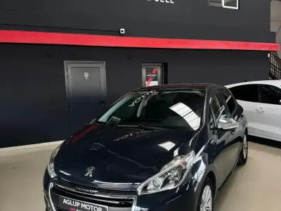 Begagnad Peugeot 208 Style 82 HK (60 kW) 2018 Blå Halvkombi