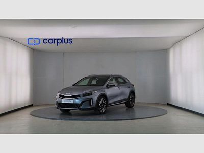 Black pearl (metalizado) Usado 2024 Kia XCeed SUV | 25.790 € (Caro)