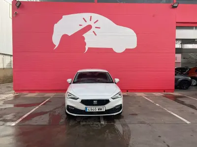 Begagnad Seat Leon Style 150 HK (110 kW) 2024 Vit