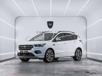 Usado Ford Kuga ST-Line 150 CV (110 kW) 2018 Blanco SUV