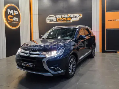 Usado Mitsubishi Outlander Motion 150 CV (110 kW) 2016 Azul SUV