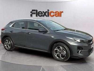 Usado Kia XCeed 120 CV (88 kW) 2022 Gris SUV