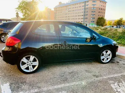 Usado Toyota Auris Sport 177 CV (130 kW) 2007 Negro Utilitario