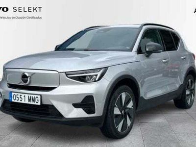 Plateado Usado 2023 Volvo XC40 Core SUV | 36.900 € (Precio justo)