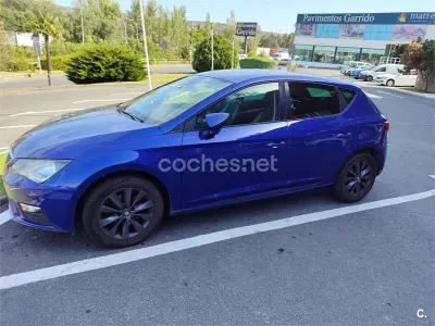 Usado Seat Leon Style 115 CV (84 kW) 2018 Azul Berlina