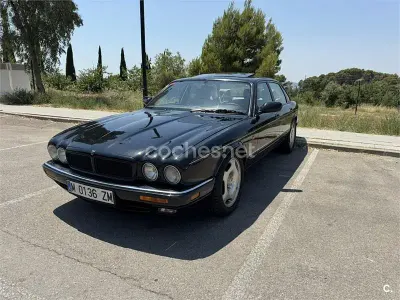 Usado Jaguar XJ 245 CV (180 kW) 1996 Negro Berlina