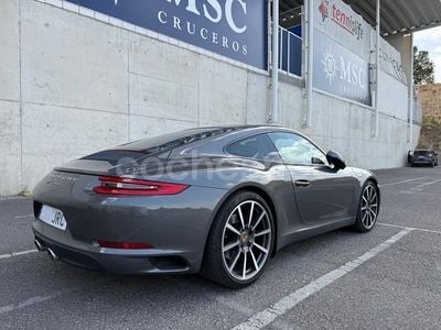 Porsche 911 Carrera