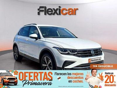 Usado VW Tiguan Life 150 CV (110 kW) 2022 Gris / plata SUV