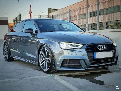 Usado Audi A3 S-Line 150 CV (110 kW) 2018 Gris / plata Berlina