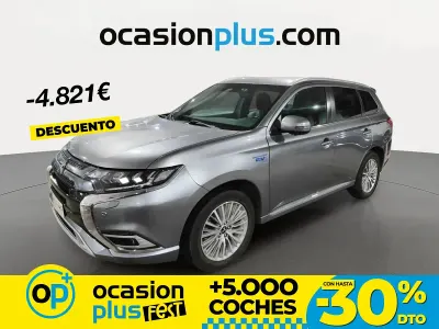 Usado Mitsubishi Outlander P-HEV 224 CV (164 kW) 2019 Blanco SUV