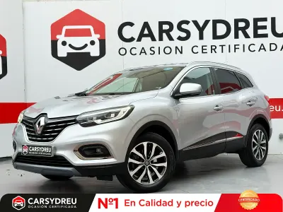 Usado Renault Kadjar Zen 140 CV (102 kW) 2021 Gris / plata SUV