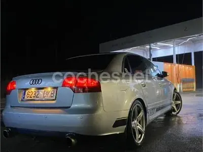 Usado Audi A4 205 CV (150 kW) 2005 Gris / plata Berlina