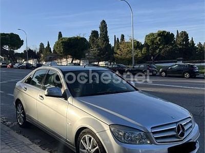Usado Mercedes C220 Avantgarde 170 CV (125 kW) 2009 Gris / plata Berlina