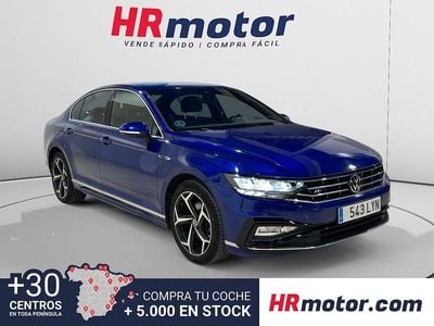 Azul Usado 2022 VW Passat R-line Berlina | 23.590 € (Un poco caro)