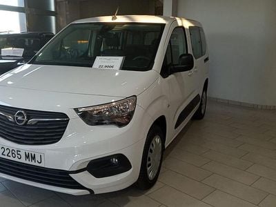 Usado Opel Combo Life Business Edition 100 CV (73 kW) 2023 Blanco